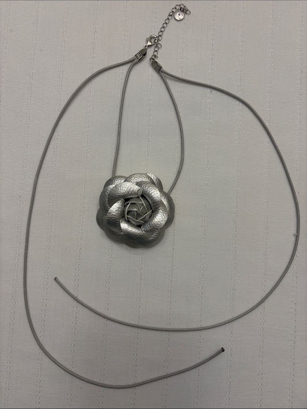 Silver Flower Pendant Necklace - Women Jewelry